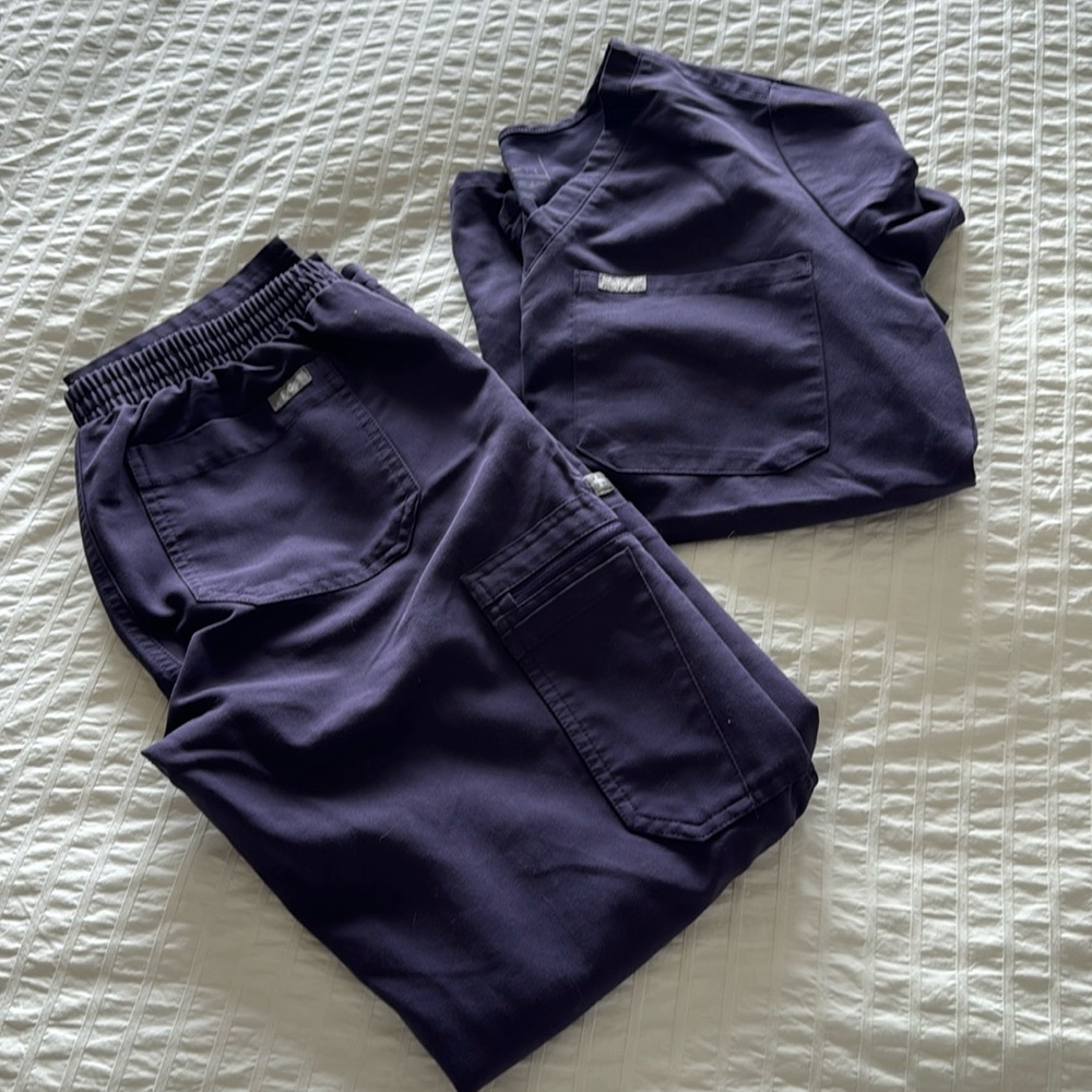 Small set. Regular length. NOT high waisted